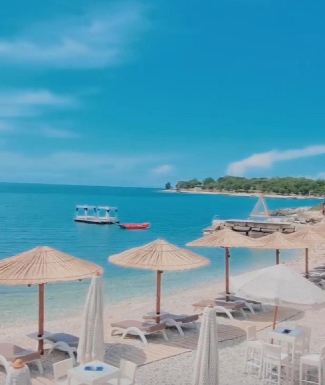Luxury New !!! Apartment One And Only With Terrace & Free Bikes Poreč Exterior foto